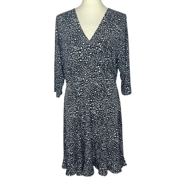Leota Dress Womens PXXL Petite Plus Grey‎ Animal Print Leopard V-Neck Stretch - Picture 1 of 10
